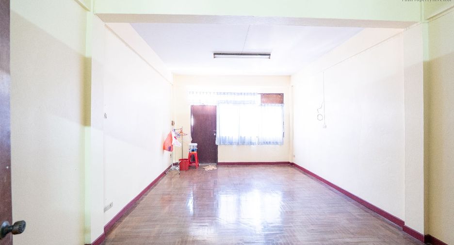 Local comercial en venta en Bang Kho Laem, Bangkok