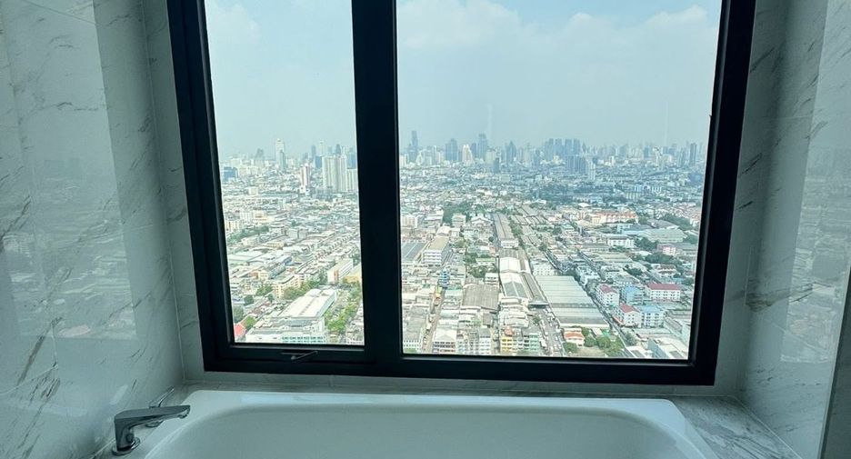 Condo en venta de 2 habitaciones en Bang Kho Laem, Bangkok