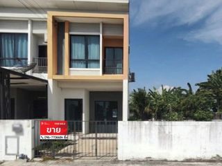 For sale 2 bedrooms townhouse in Bang Bo, Samut Prakan