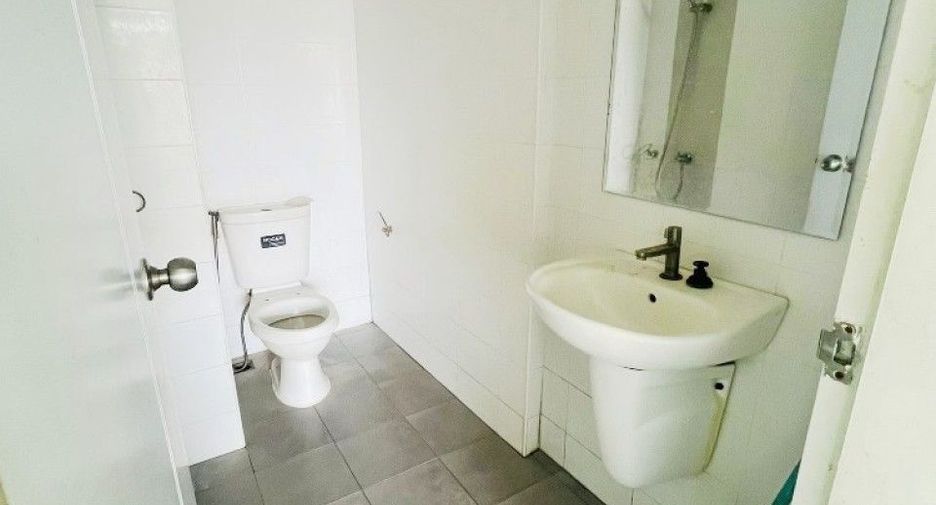 For sale 2 bedrooms townhouse in Bang Bo, Samut Prakan