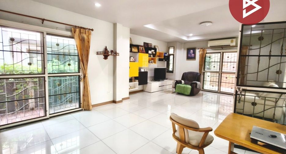 For sale 3 bedrooms house in Mueang Chon Buri, Chonburi