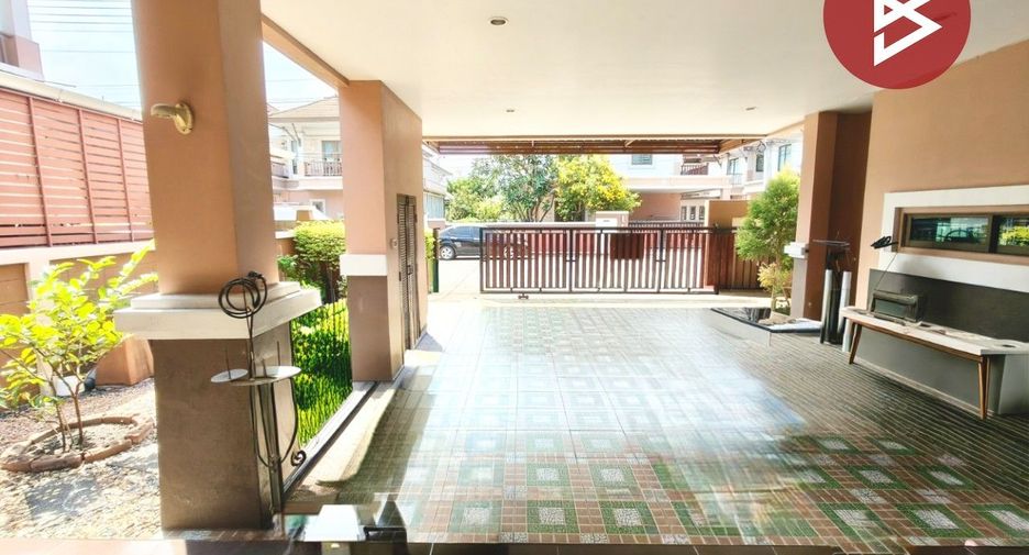 For sale 3 bedrooms house in Mueang Chon Buri, Chonburi