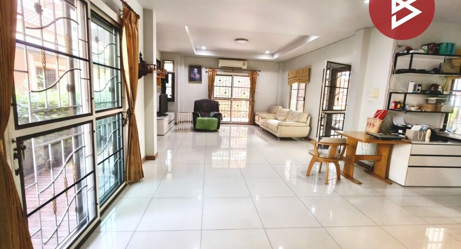 For sale 3 bedrooms house in Mueang Chon Buri, Chonburi