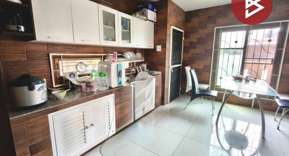 For sale 3 bedrooms house in Mueang Chon Buri, Chonburi