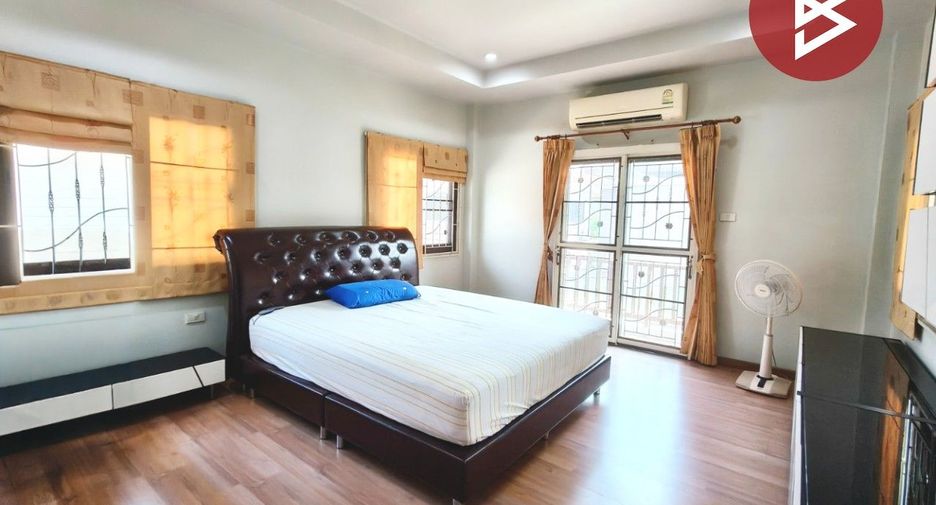 For sale 3 bedrooms house in Mueang Chon Buri, Chonburi