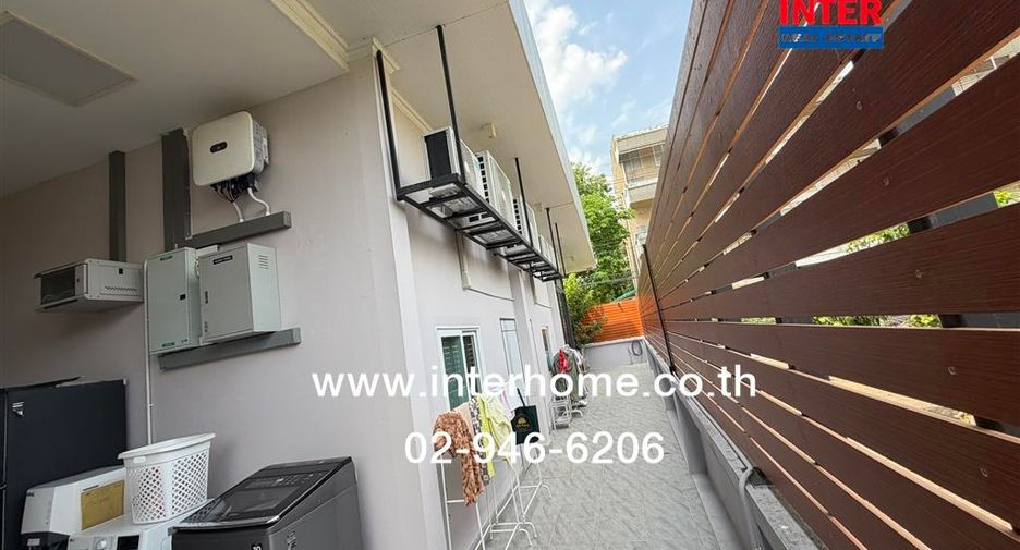 Almacén en venta de 3 habitaciones en Taling Chan, Bangkok