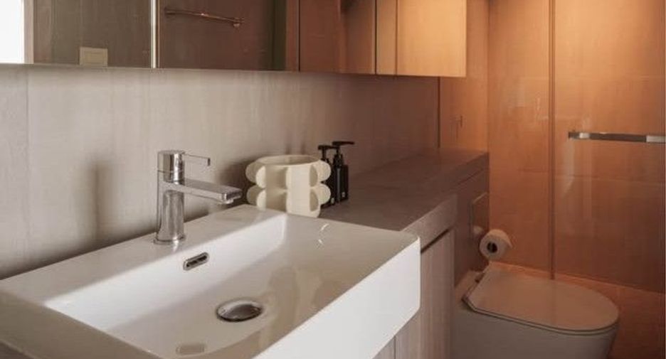 For rent 2 bedrooms condo in Sathon, Bangkok