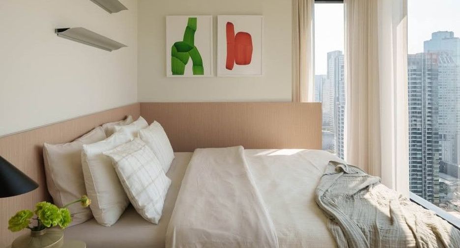 For rent 2 bedrooms condo in Sathon, Bangkok