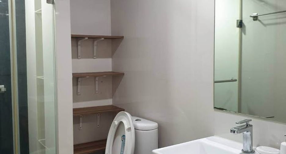 Condo en venta de 2 habitaciones en Pathum Wan, Bangkok