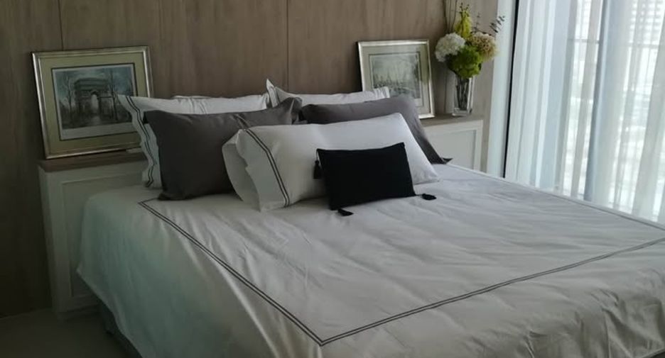 For sale 2 bedrooms condo in Pathum Wan, Bangkok