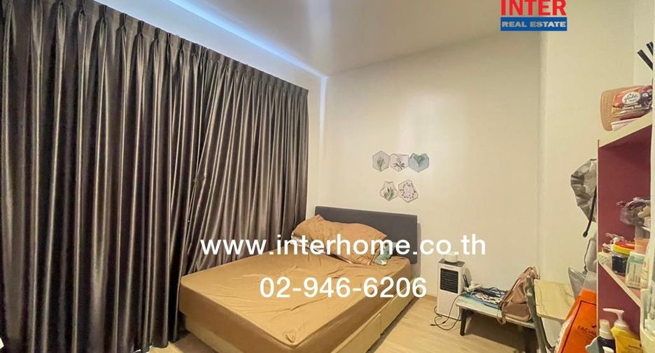 For sale 3 bedrooms townhouse in Nong Khaem, Bangkok