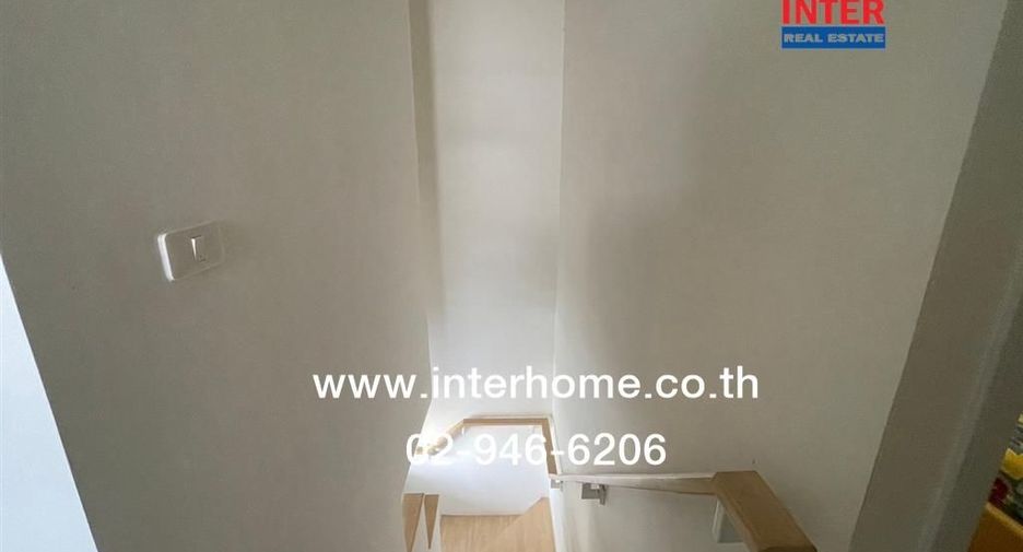 For sale 3 bedrooms townhouse in Nong Khaem, Bangkok