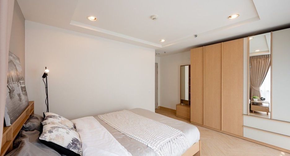Wohnung zum Kauf mit 3 Zimmer in Yan Nawa, Bangkok