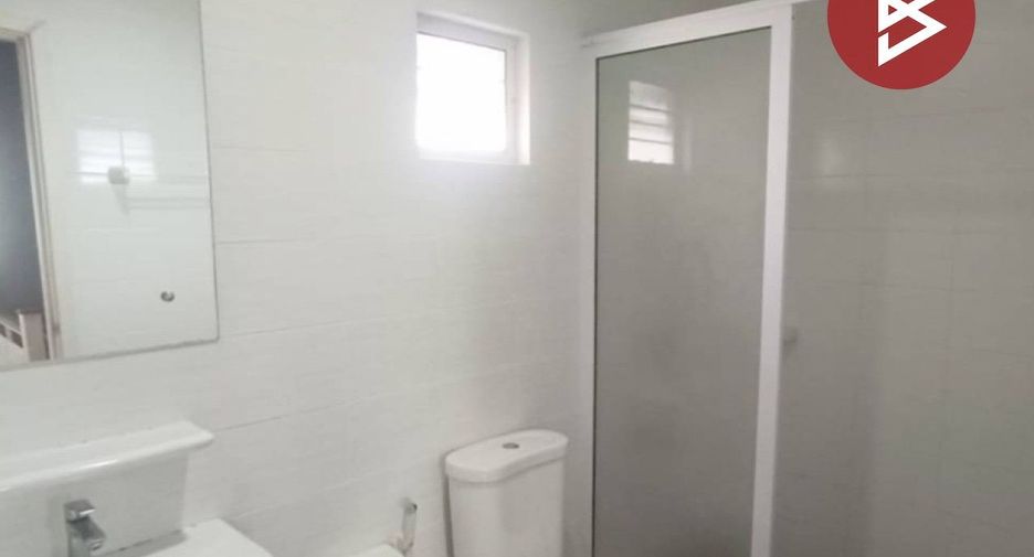 For sale 3 bedrooms townhouse in Min Buri, Bangkok