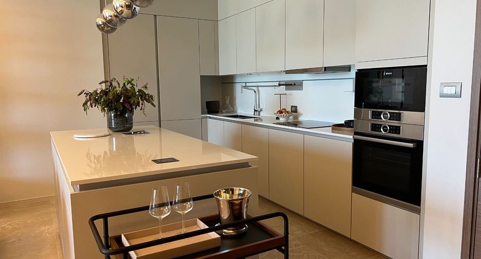 Condo en alquiler y en venta de 2 habitaciones en Pathum Wan, Bangkok