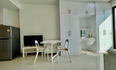 For sale 1 bed condo in Watthana, Bangkok