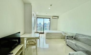 Wohnung zum Kauf mit 1 Zimmer in Watthana, Bangkok