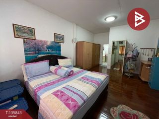 Продажа 3 спальни таунхаус в Sai Noi, Нонтабури
