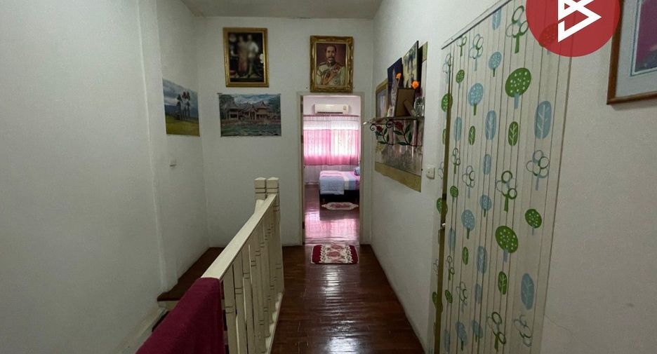 For sale 3 bedrooms townhouse in Sai Noi, Nonthaburi