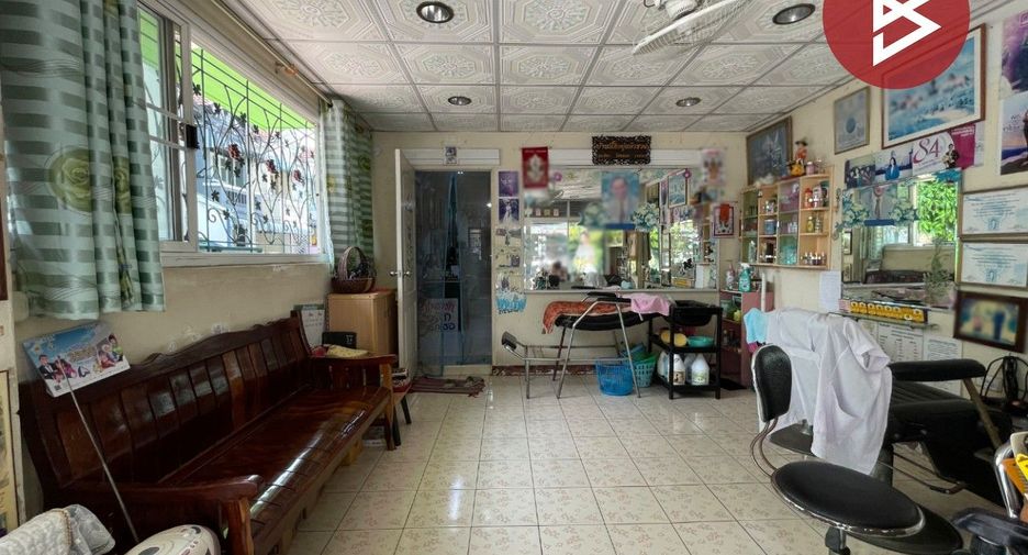 For sale 3 bedrooms townhouse in Sai Noi, Nonthaburi