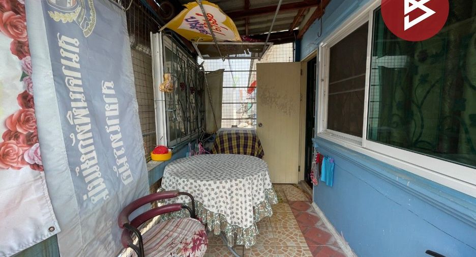 For sale 3 bedrooms townhouse in Sai Noi, Nonthaburi