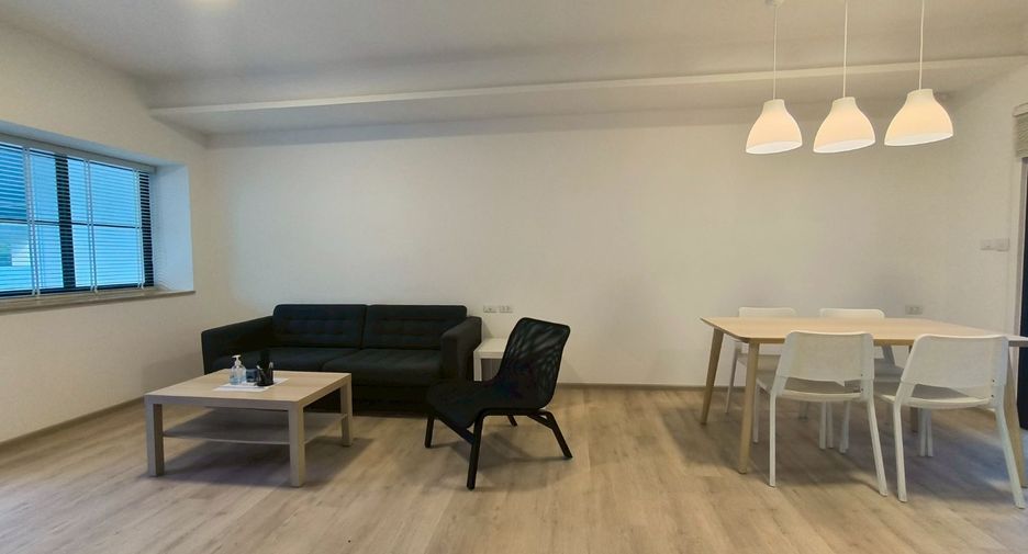 For rent 3 bedrooms townhouse in Bang Phli, Samut Prakan