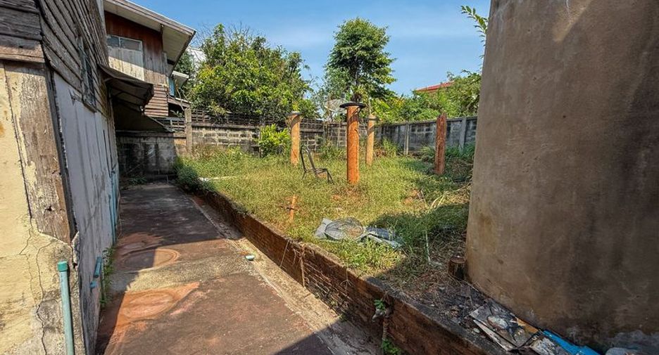 À vendre terrain à Si Racha, Chonburi