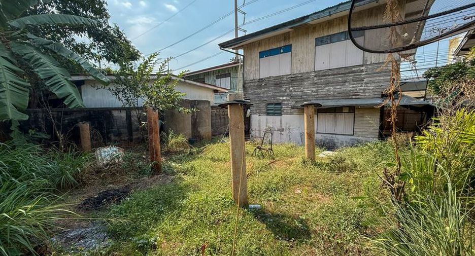 À vendre terrain à Si Racha, Chonburi