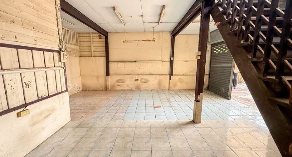 À vendre terrain à Si Racha, Chonburi