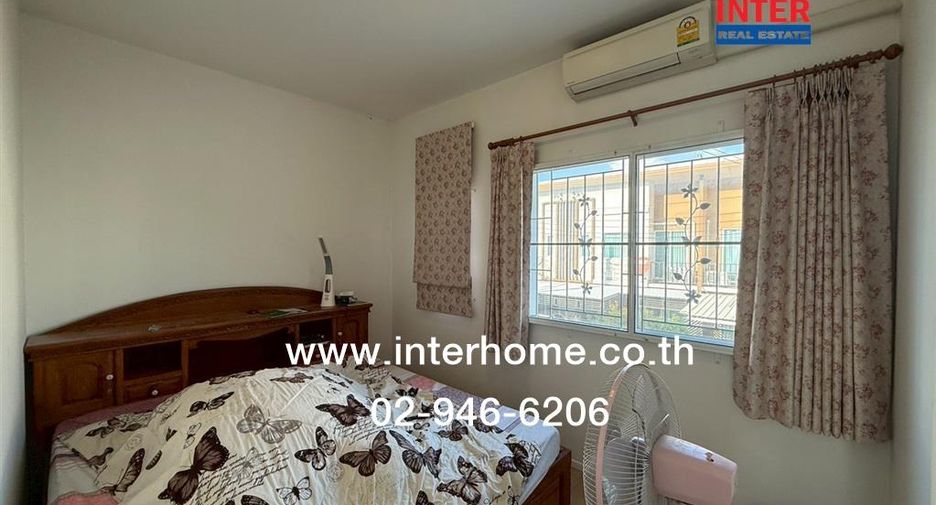 For sale 3 bedrooms townhouse in Mueang Nonthaburi, Nonthaburi