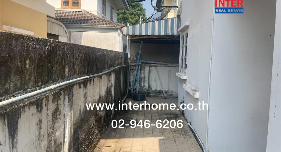 For sale 3 bedrooms house in Nong Chok, Bangkok