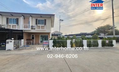 For sale 4 bedrooms townhouse in Mueang Samut Sakhon, Samut Sakhon