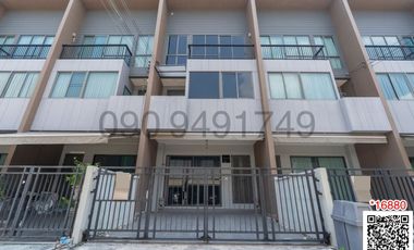 For rent 3 ベッドルーム house in Saphan Sung, Bangkok