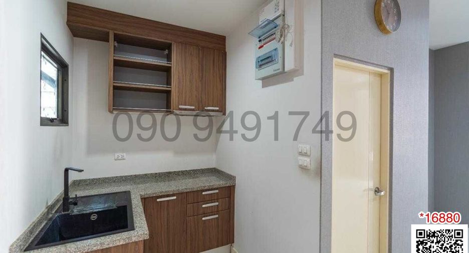 Haus zur Miete mit 3 Zimmer in Saphan Sung, Bangkok