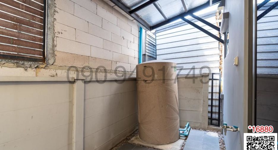 Haus zur Miete mit 3 Zimmer in Saphan Sung, Bangkok