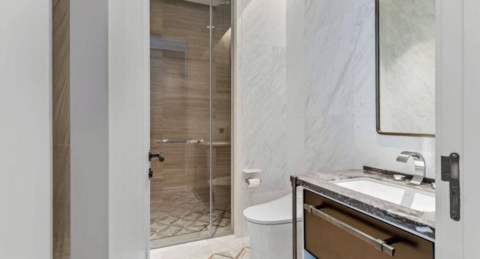 For rent 2 bedrooms condo in Sathon, Bangkok