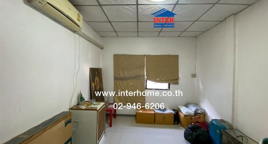 For sale 2 bedrooms townhouse in Bang Khen, Bangkok