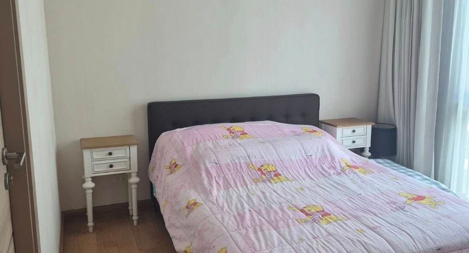 For rent 2 bedrooms condo in Pathum Wan, Bangkok