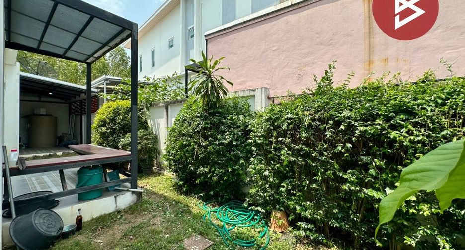 For sale 3 bedrooms house in Si Racha, Chonburi