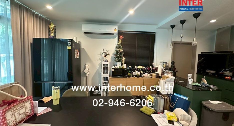 For sale 4 bedrooms house in Bang Phli, Samut Prakan