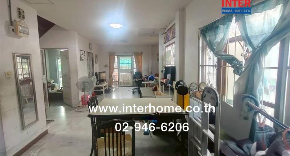 Casa en venta de 3 habitaciones en Khlong Sam Wa, Bangkok