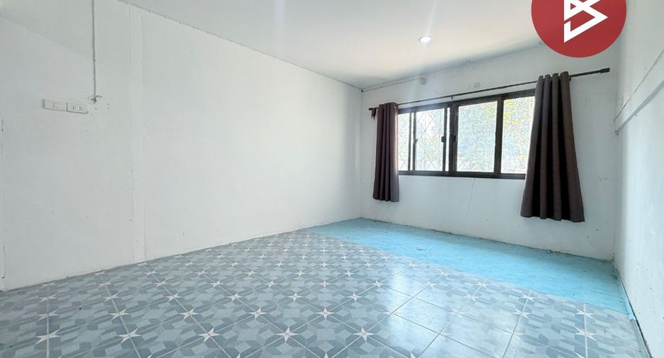 Casa adosada en venta de 4 habitaciones en Bang Bua Thong, Nonthaburi