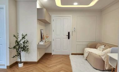 Wohnung zum Kauf mit 1 Zimmer in Huai Khwang, Bangkok