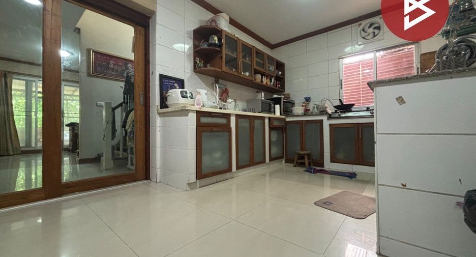 For sale 3 bedrooms house in Sai Mai, Bangkok