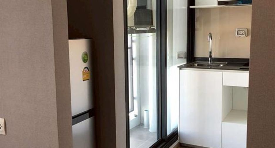 Продажа 1 кровать кондо в Банг Капи, Бангкок