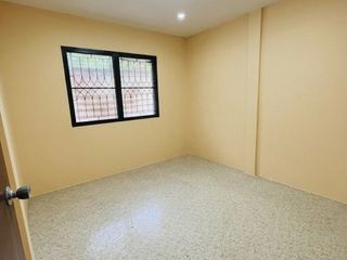 For sale 4 bedrooms townhouse in Bang Sao Thong, Samut Prakan