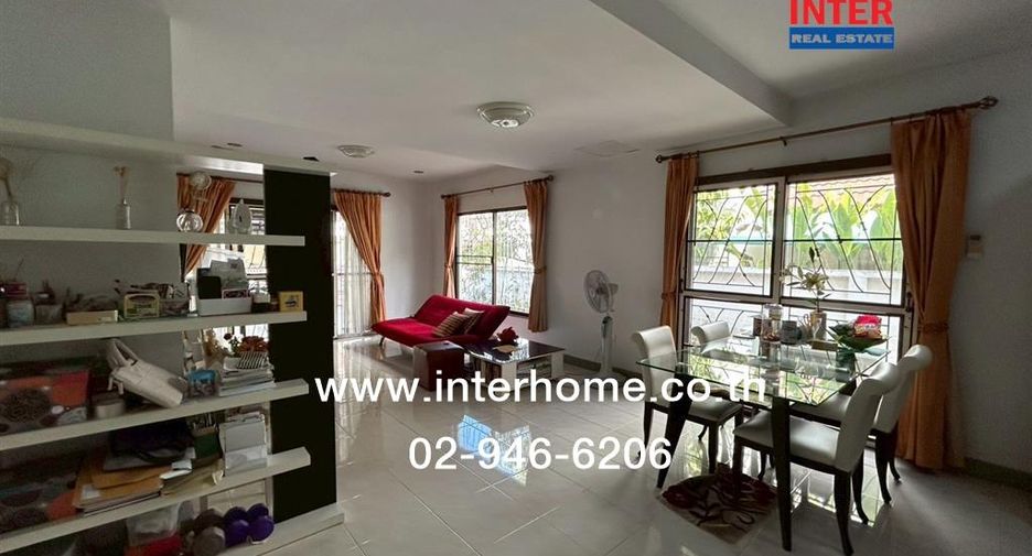 À vendre 2 chambres maison à Mueang Chon Buri, Chonburi