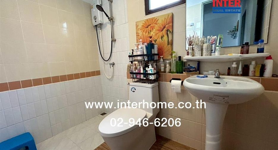 À vendre 2 chambres maison à Mueang Chon Buri, Chonburi