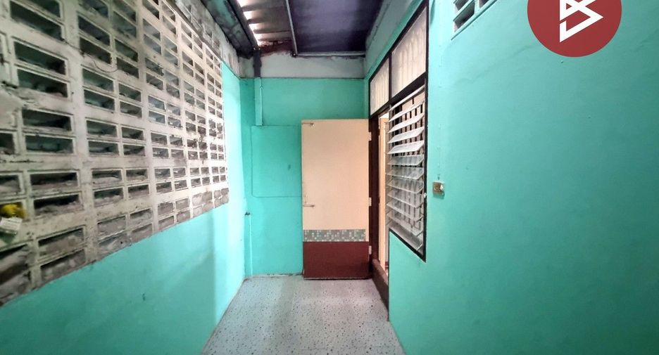Reihenhaus zum Kauf mit 2 Zimmer in Si Racha, Chonburi