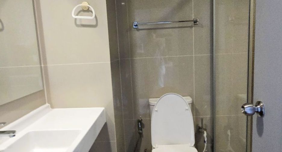 For sale 1 bed condo in Phaya Thai, Bangkok